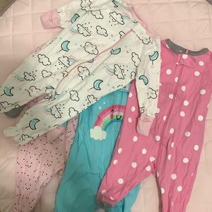 4 piece set Gerber bodysuits